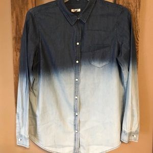Women’s Old Navy Two-Tone Denim Shirt LG